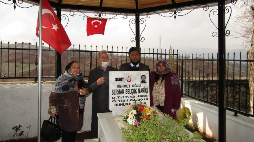 Sri Lanka Büyükelçisi Gölbaşılı şehidin mezarını ziyaret etti