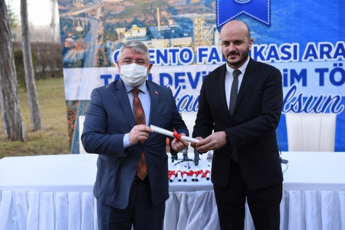 &Ccedil;imento Fabrikasının devir teslimi yapıldı