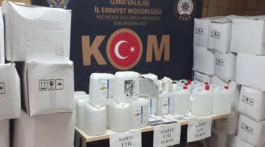 İzmir’de 33 bin litreden fazla sahte etil alkol ele geçirildi