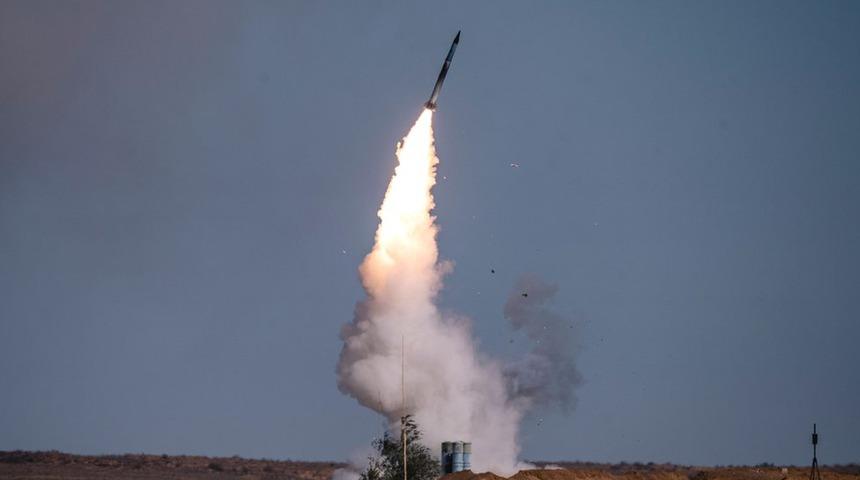 Bloomberg: Türkiye ABD'ye, S-400 tavrını koşullu olarak değiştirebileceği sinyalini verdi