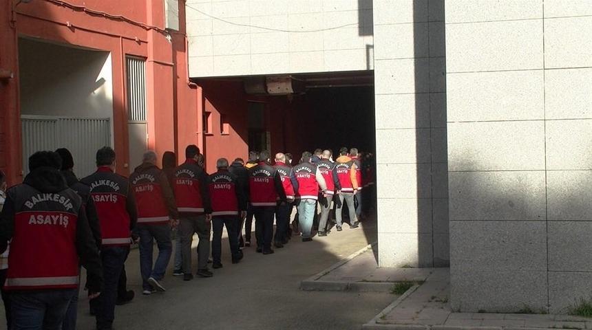 Çağrı merkezi operasyonunda 28 kişi tutuklandı