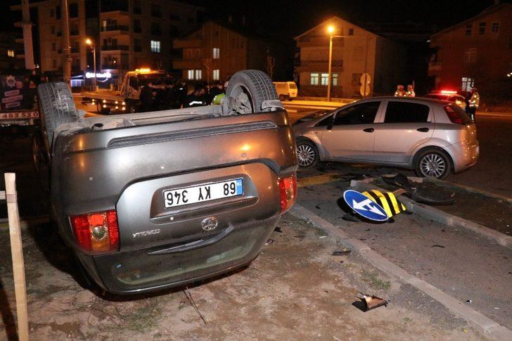 İki otomobilin hurdaya döndüğü kazada 1’i bebek 7 yaralı G5