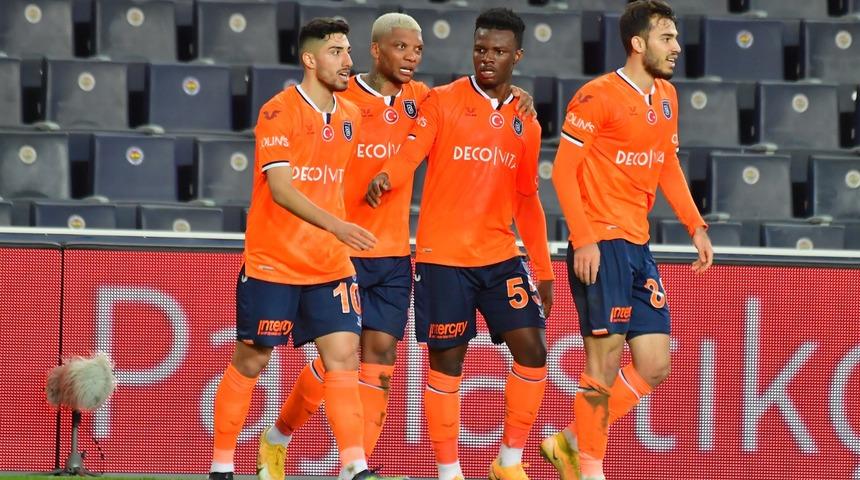 ÖZET | Fenerbahçe-Medipol Başakşehir: 1-2