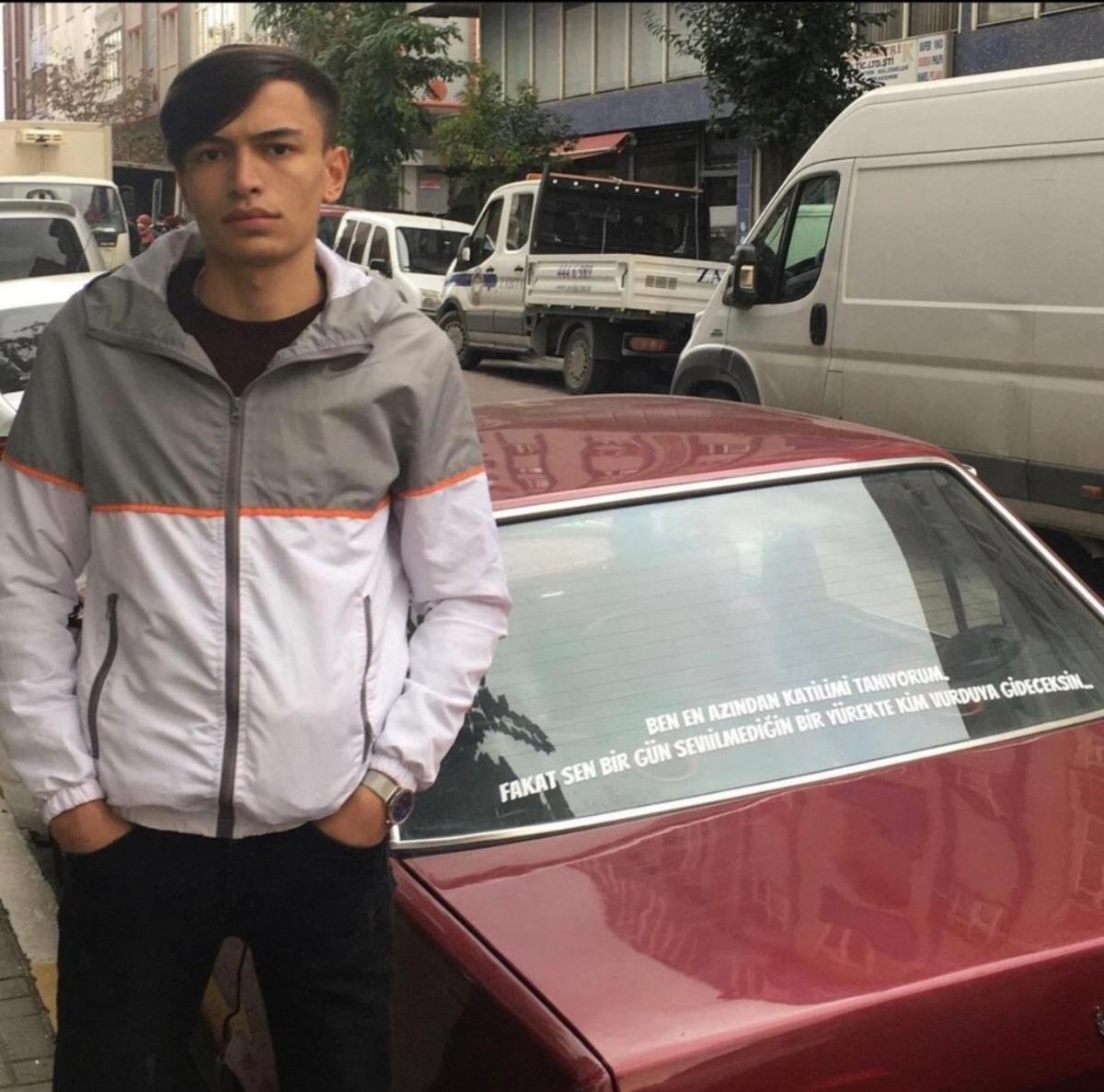 Esenyurt&rsquo;ta k&uuml;f&uuml;rleşme kavgası: &Ccedil;ocukluk arkadaşını &ouml;ld&uuml;rd&uuml;