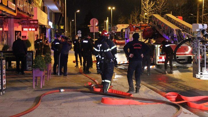 İş yerinde çıkan yangın bina sakinlerini sokağa döktü G3