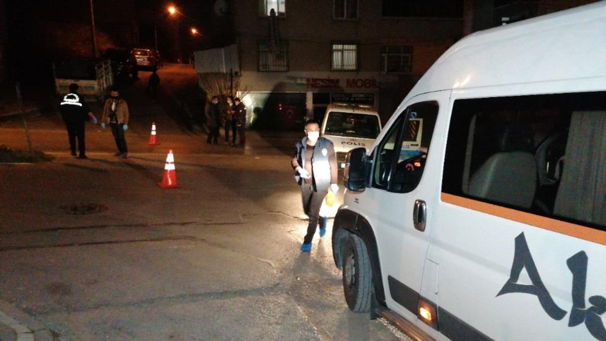 Komşu aileler arasında park kavgası: 1 &ouml;l&uuml;, 2 yaralı