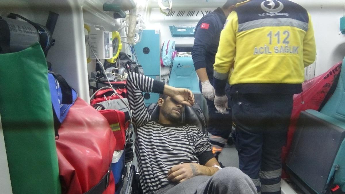 Evinin bah&ccedil;esinde silahlı saldırıya uğrayan kişi yaralandı