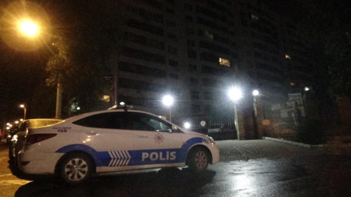 İzmir&rsquo;de 7&rsquo;inci kattan d&uuml;şen kişi hayatını kaybetti