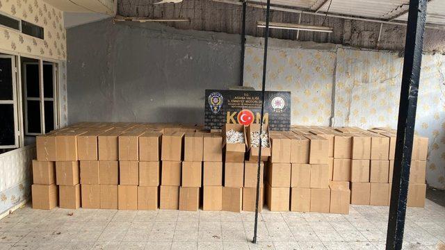 Makaron deposuna baskın