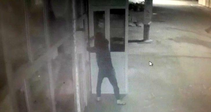 Osmaniye’de 3 iş yerine giren hırsız kamerada G2