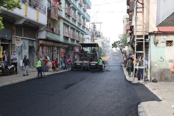 Şahinbey’de 145 bin ton asfalt 126 bin metrekare kilit taşı hizmeti G4