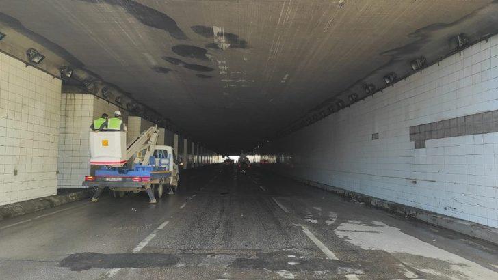 Derince Tüneli’nde aydınlatma bakım onarımı yapıldı G2