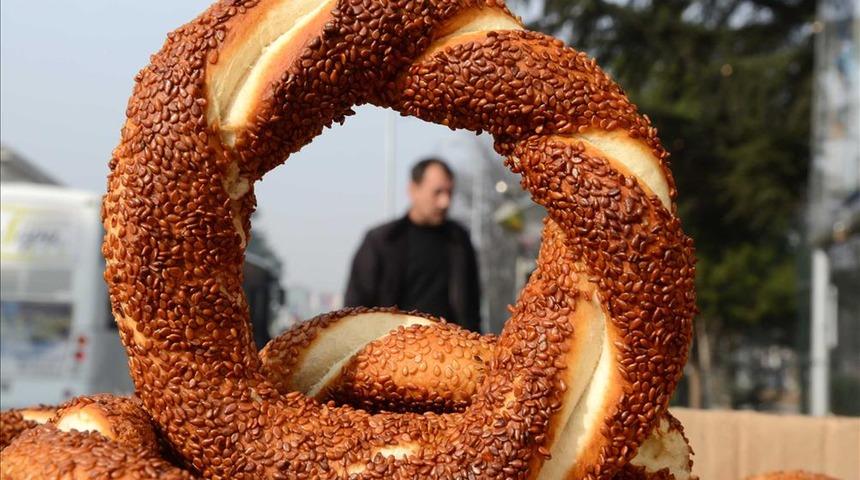 Ankara'da simit 15 lira oldu, oda başkanı özür diledi: "Zorunda kaldık"