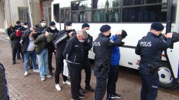 Bursa’da uyuşturucu operasyonu: 11 gözaltı G1