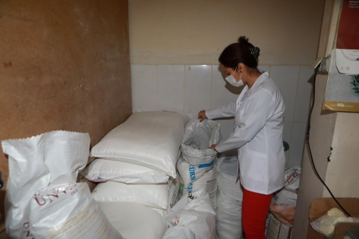 Bayraklı&rsquo;da zabıta gıda denetimi yaptı