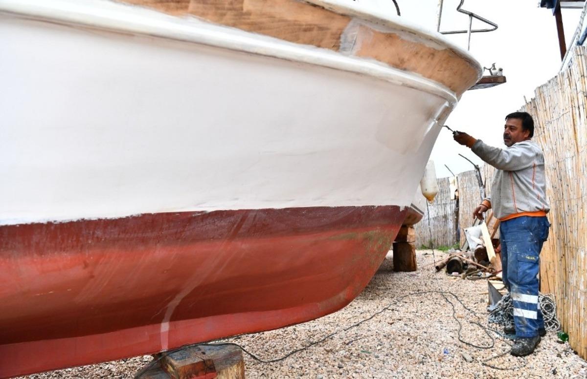 B&uuml;y&uuml;kşehir&rsquo;den k&uuml;&ccedil;&uuml;k &ouml;l&ccedil;ekli balık&ccedil;ılara destek