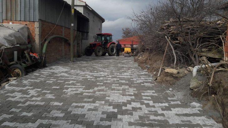 Kırsal mahallelerdeki çalışmalar kesintisiz sürüyor G4