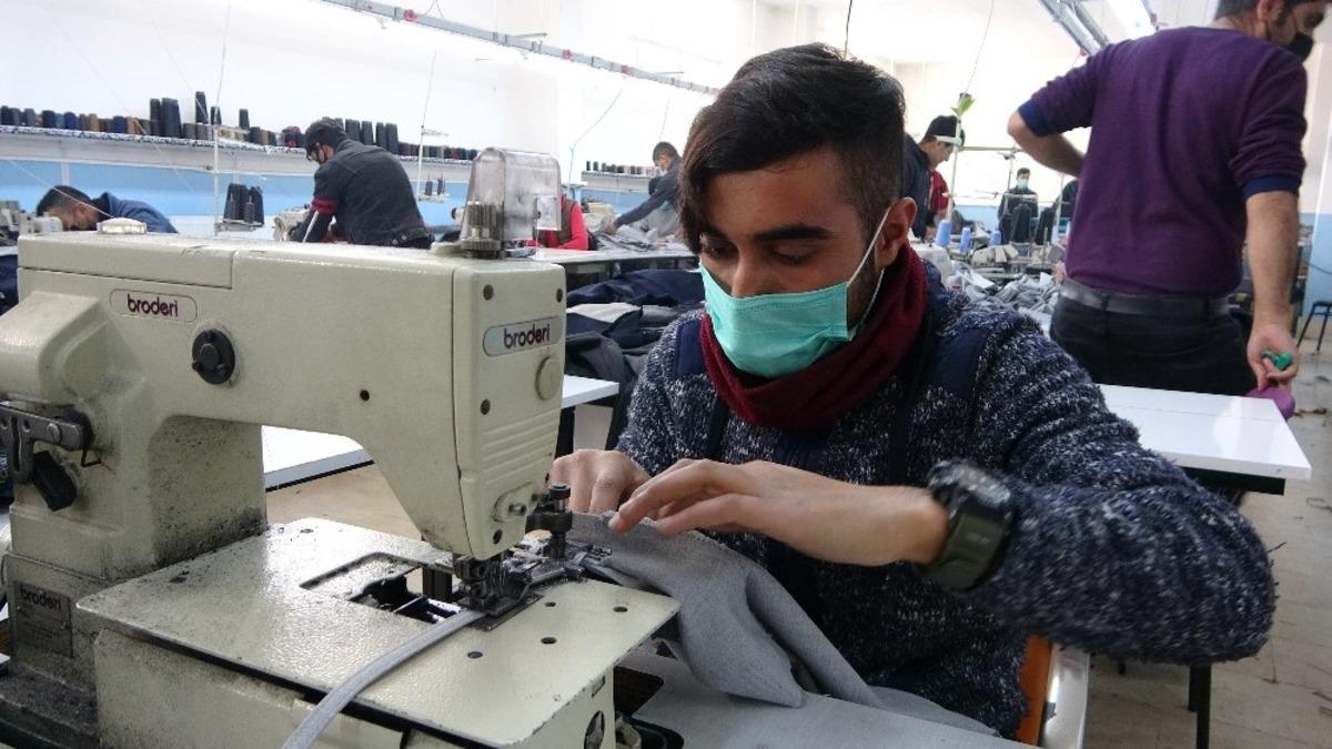 Tekstil at&ouml;lyeleri gelir kapısı oldu