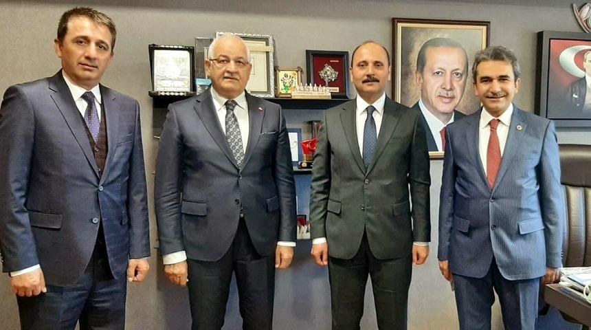Belediye Başkanı Doğru projelerini Milletvekili Erdoğan&rsquo;a anlattı