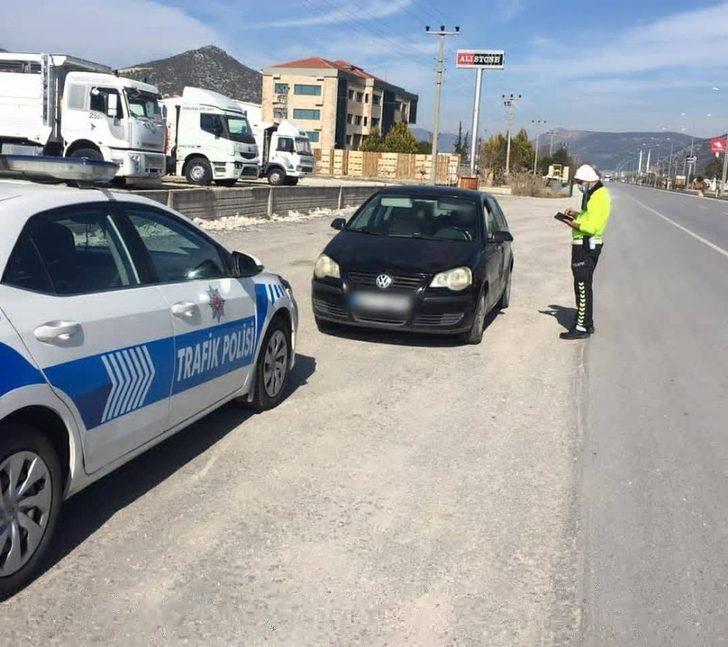 Burdur’da 243 araç sürücüsüne ceza yazıldı, 39 araç trafikten men edildi G2