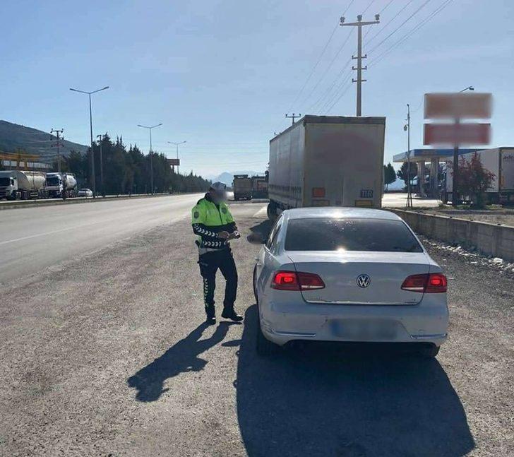 Burdur’da 243 araç sürücüsüne ceza yazıldı, 39 araç trafikten men edildi G4