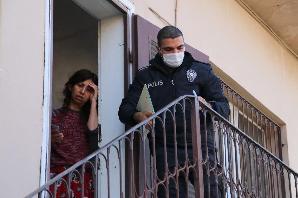 Limon toplarken balkondan d&uuml;ş&uuml;p ağır yaralandı