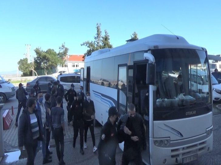 Biga’da 15 uyuşturucu şüphelisi adliyeye sevk edildi G1