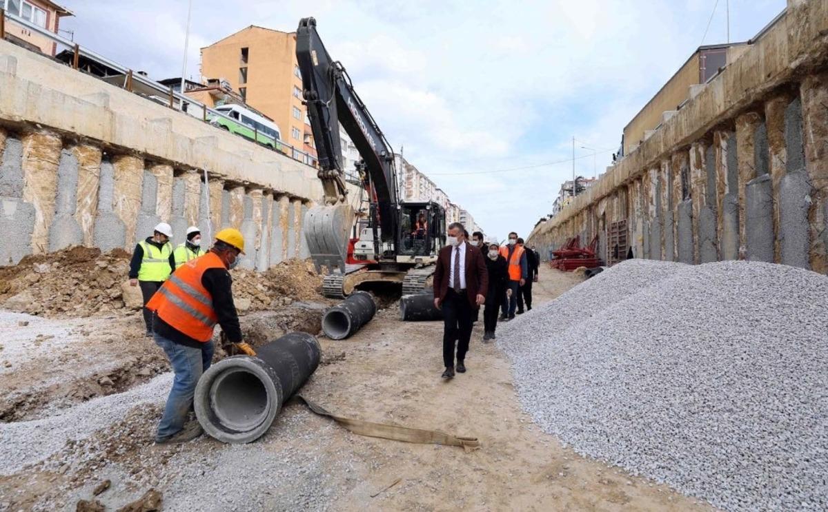 Başkan B&uuml;y&uuml;kakın: "10 bin kamyon hafriyat &ccedil;ıkardık"