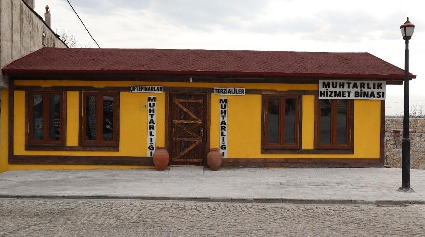 Konuralp&rsquo;e şık ve tarihi muhtarlık binası