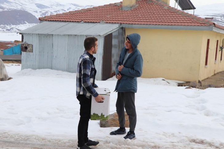 Atatürk Üniversitesi öğrencilerinden örnek davranış G3