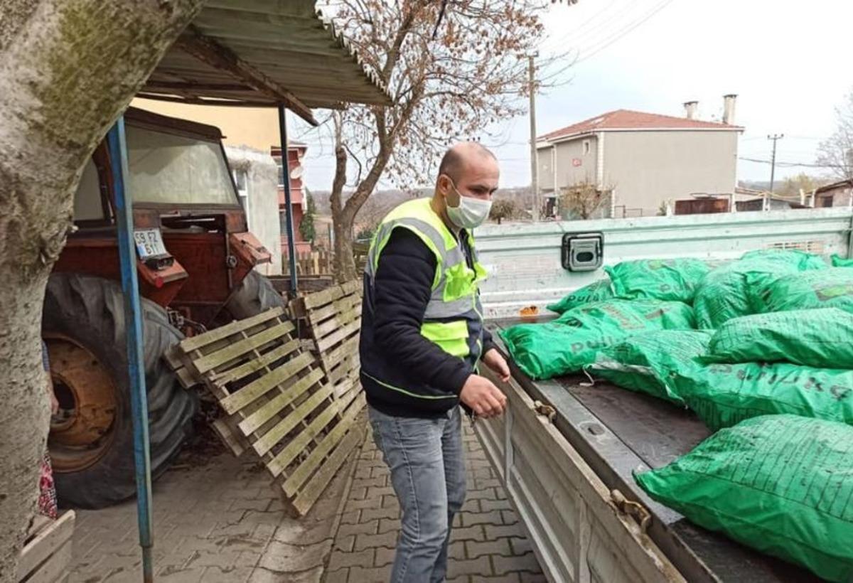 Ergene&rsquo;de y&uuml;zlerce aileye k&ouml;m&uuml;r yardımı