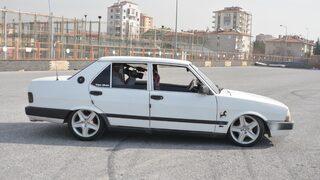 Otomobili cep telefonu ile hareket ettiren sistem geliştirdiler