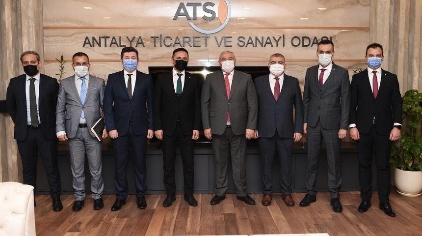 ATSO Başkanı Çetin: "Antalya ekonomisinin toparlanması için bankalara büyük iş düşüyor"