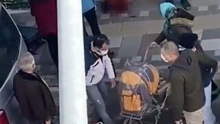 16 yaşındaki kızını sokak ortasında boğazından bıçakladı