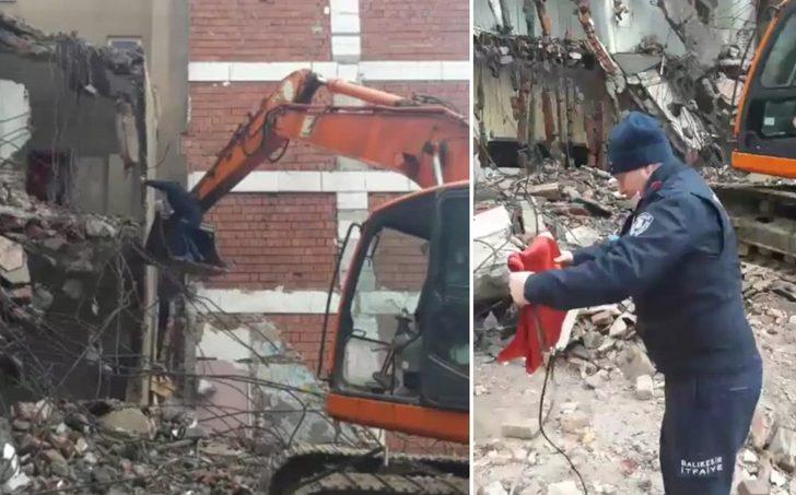 Yıkımda Atatürk posteri seferberliği G1