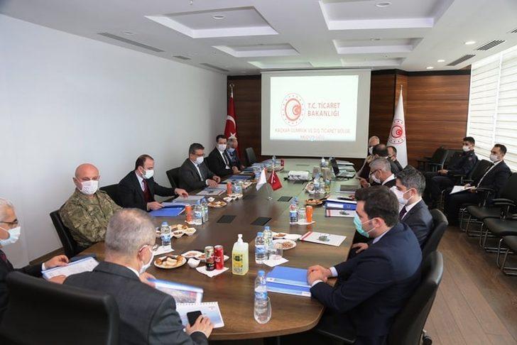 Vali Doruk, Sarp Sınır Kapısında incelemelerde bulundu G5