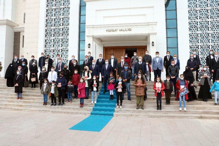 Pandemide kitap okuyup ödülü hak ettiler G3