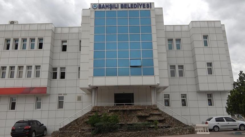 Bahşılı Belediye meclisinden karar çıktı: Eski belediye başkanlarının isimleri cadde ve sokaklarda