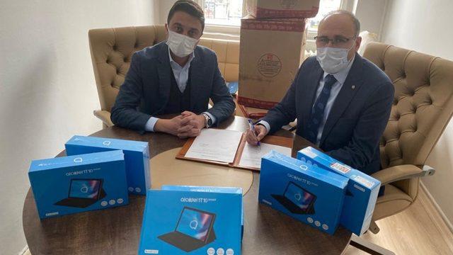 KATSO’dan öğrencilere klavyeli tablet desteği