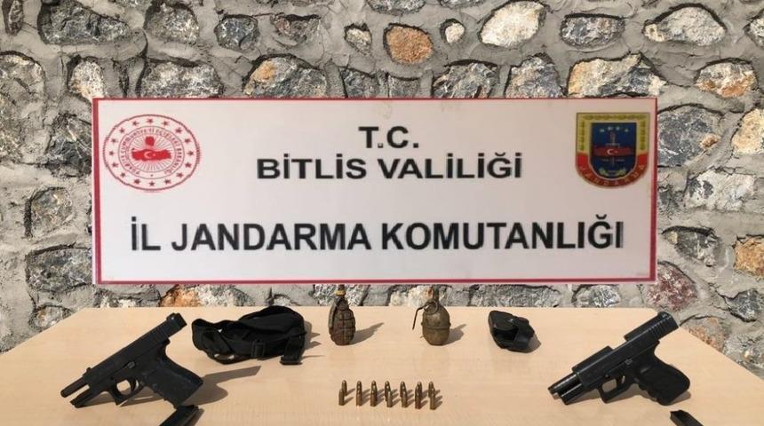 Bitlis&rsquo;te 6 adet mağara ve m&uuml;himmat ele ge&ccedil;irildi