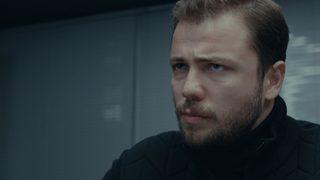 Arıza dizisi 22. yeni bölüm ön izleme sahnesi yayınlandı! Ali Rıza babasının katilinin İhtiyar olduğunu öğreniyor