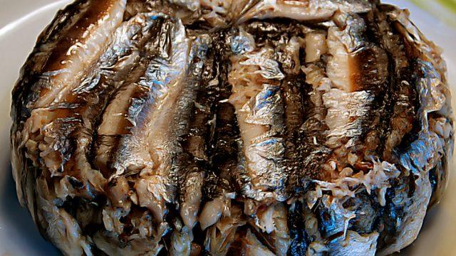 Karadeniz’in incisi hamsi, pilavla buluştu: Hamsili pilav tarifi!