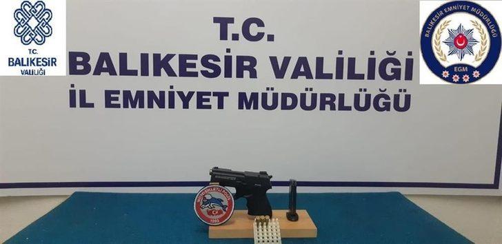 Balıkesir’de polis aranan 11 şahsı yakaladı G2