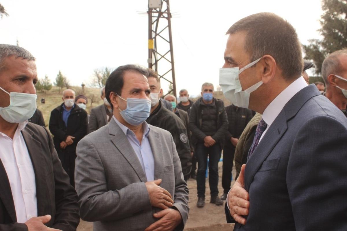 Vali Hacıbektaşoğlu vatandaşlarla bir araya geldi