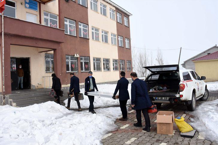 Muş'ta "Mobil Onarım Ekibi" 86 köy okulunu yüz yüze eğitime hazırladı G3