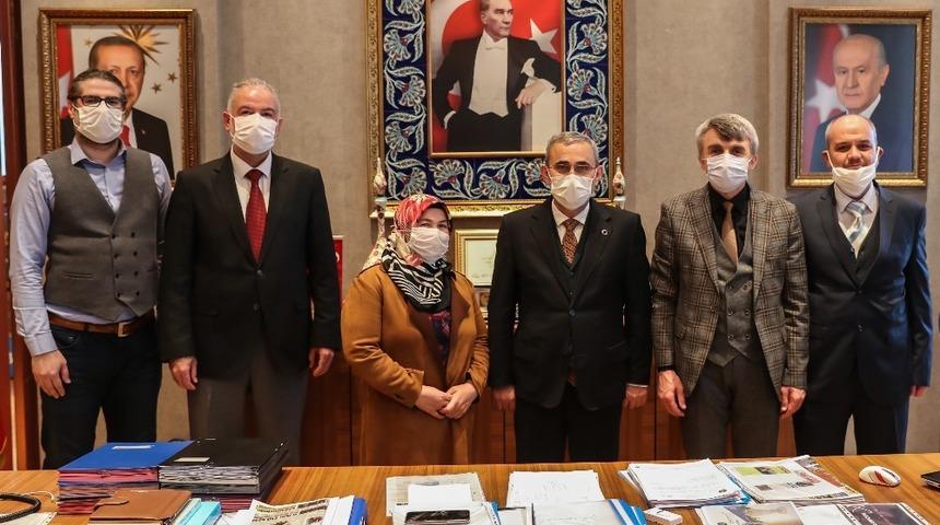 K&uuml;tahya&rsquo;da &lsquo;Taş ve G&uuml;m&uuml;ş Takıya D&ouml;n&uuml;ş&uuml;yor, Engeller Kalkıyor&rsquo; projesi