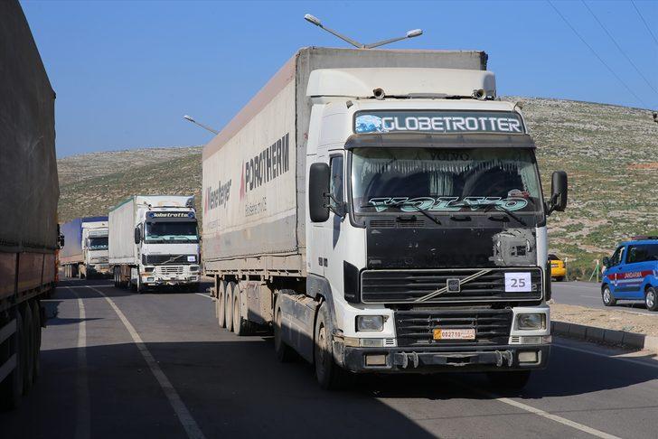 Birleşmiş Milletler İdlib'e 71 tır insani yardım gönderdi G2