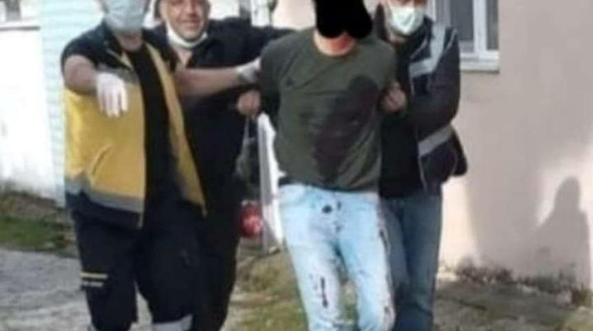 Cinnet getiren boya ustası, eşini öldürüp 2 çocuğunu yaraladıktan sonra intihar girişiminde bulundu