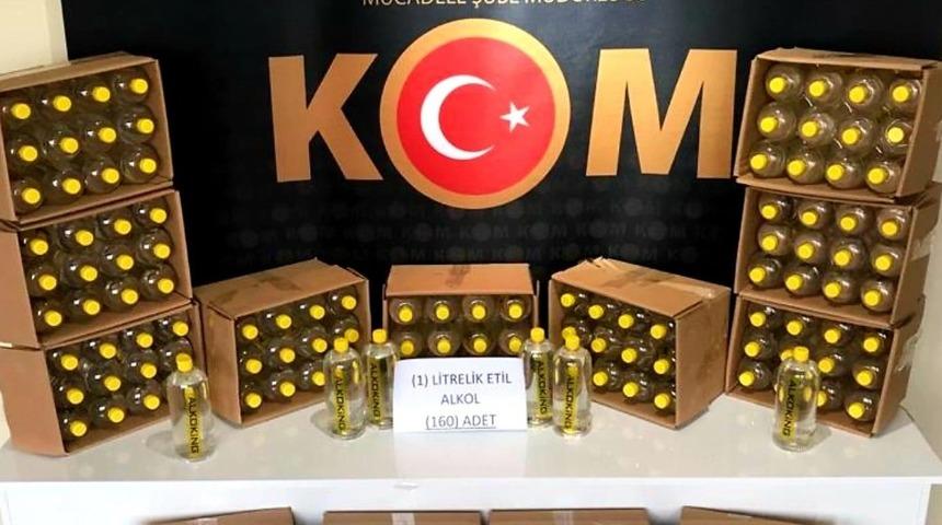 Kırklareli’nde durdurulan minibüste 160 litre sahte içki ele geçirildi