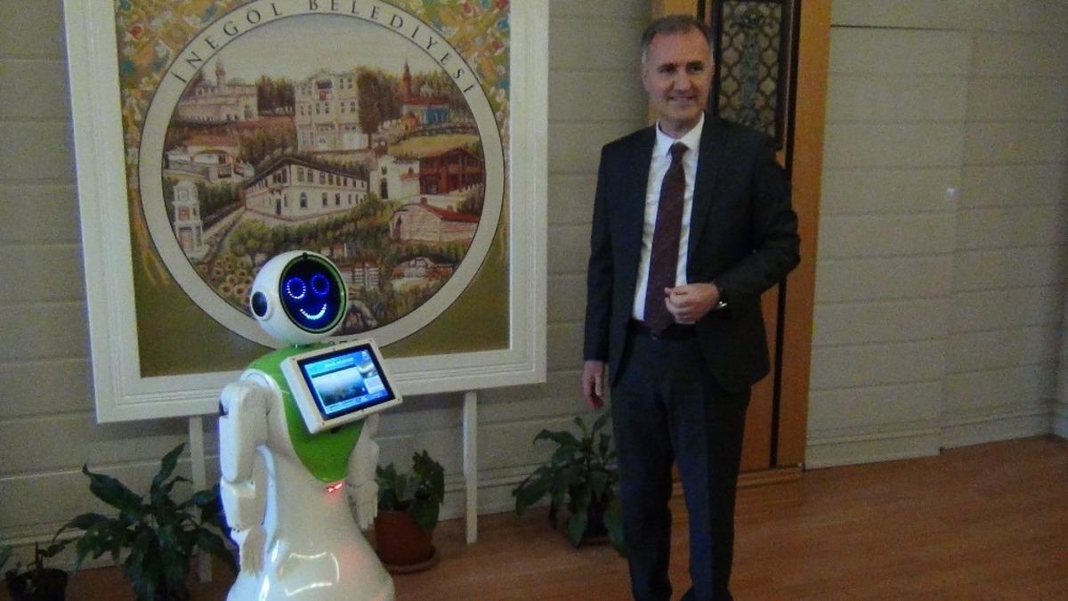 Akıllı robot İneg&ouml;l&rsquo;de